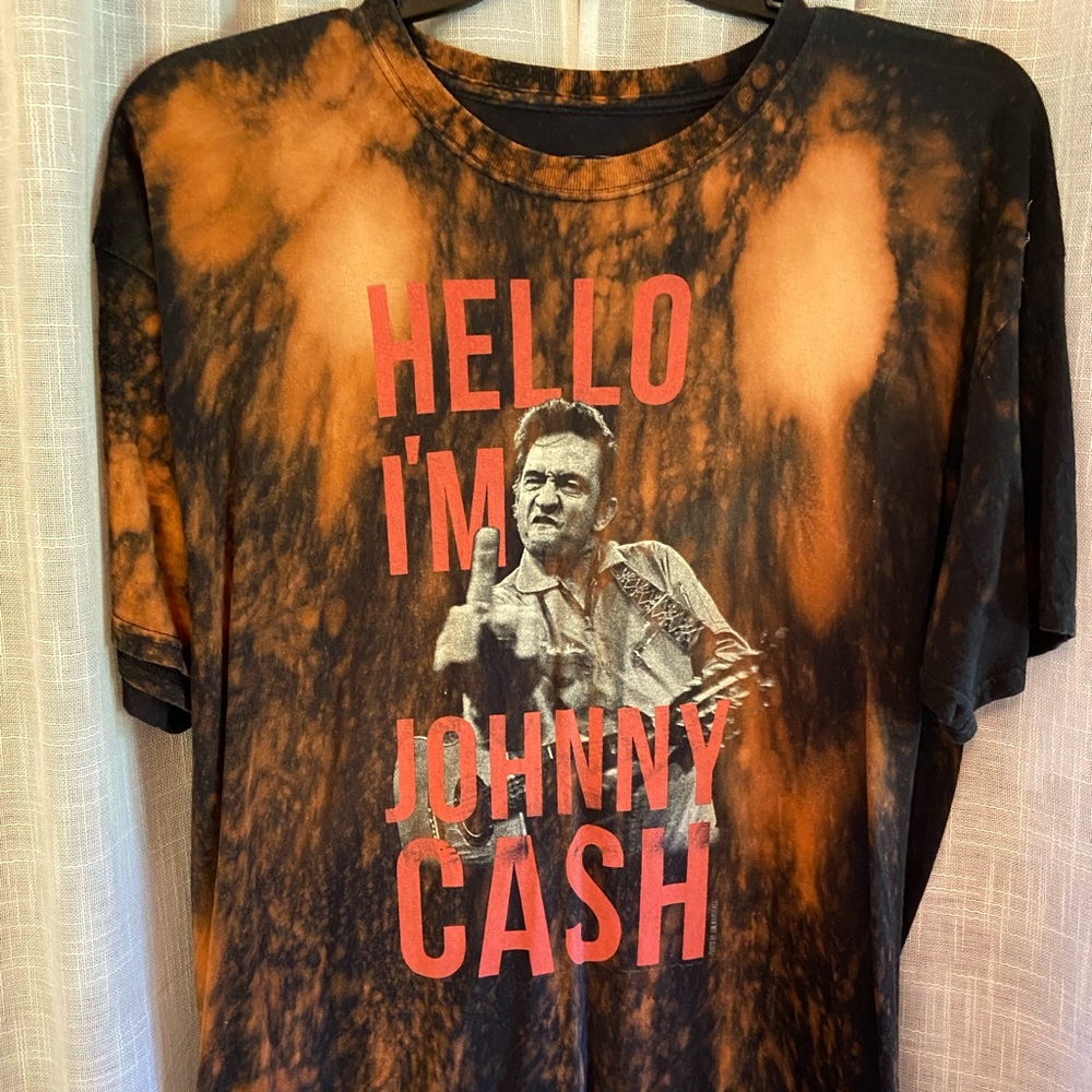 Johnny Cash black graphic bleached tee size XL